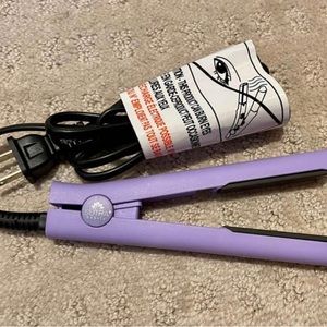 NWT Travel flat iron by Sutra, purple